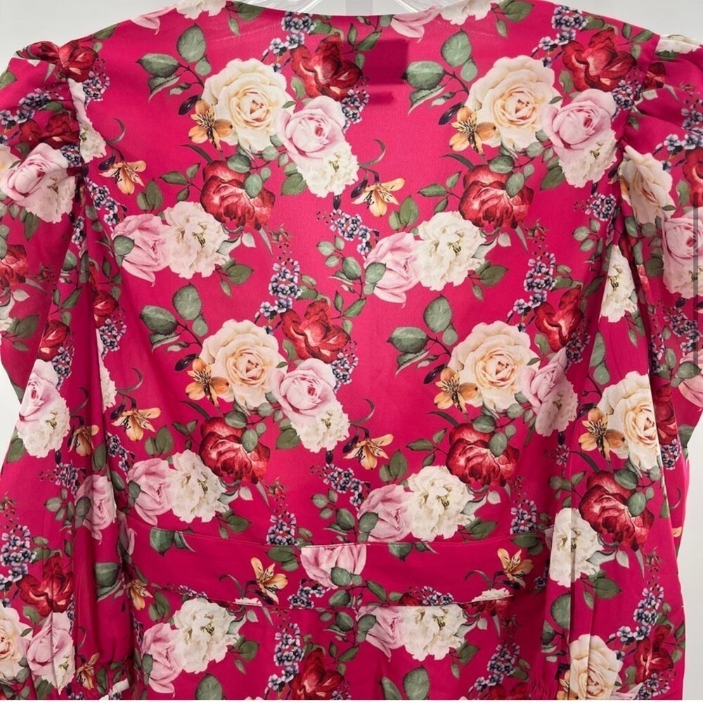 Size XS Valencia and Vine blouse dark pink floral faux wrap top - Picture 7 of 7